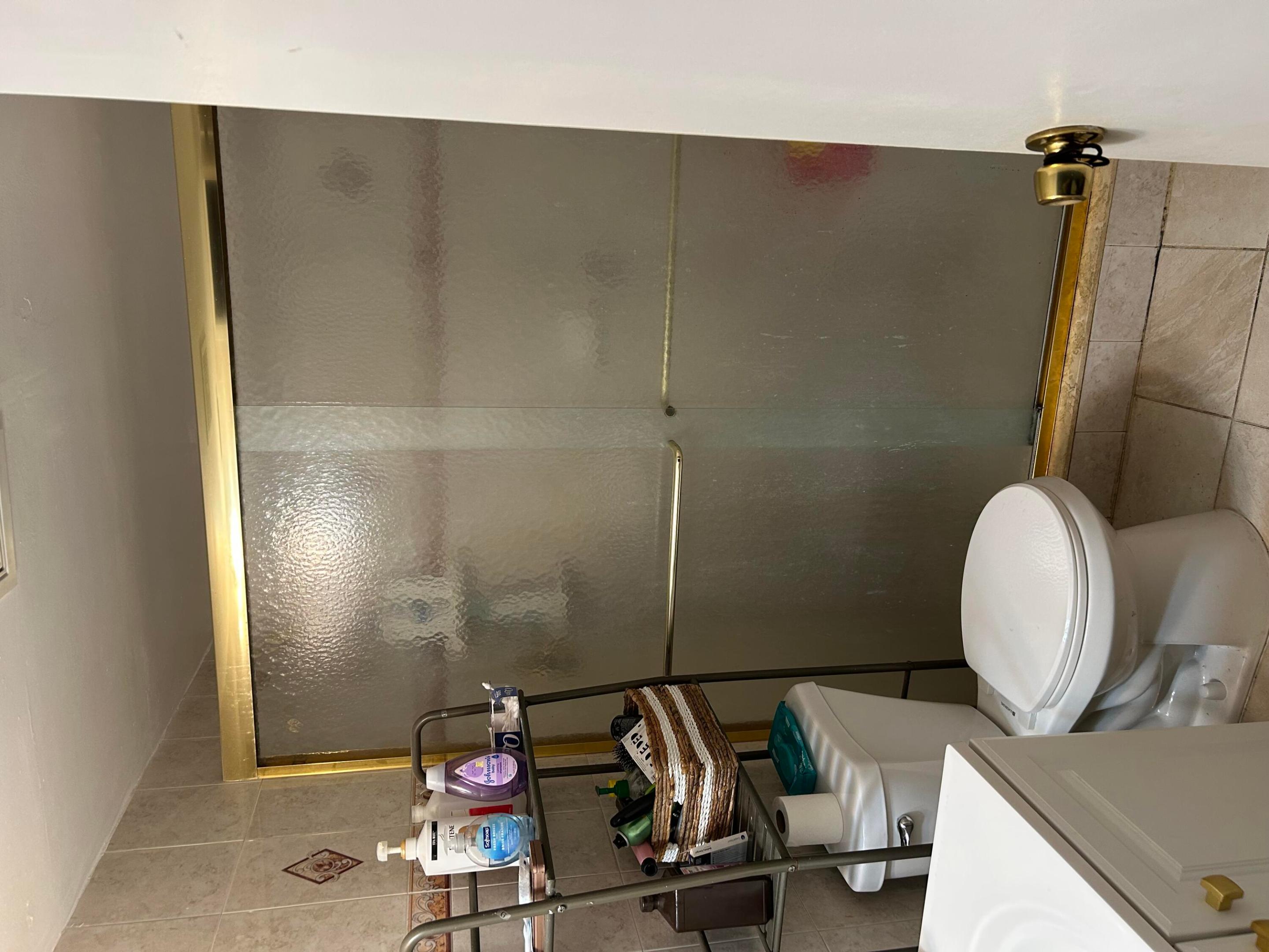 CROSS FOX CONDO - Residential