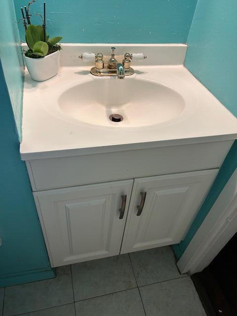 CROSS FOX CONDO - Residential