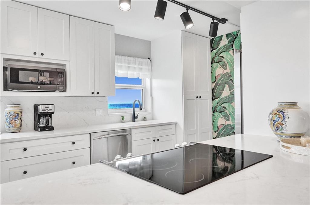 Sea Ranch Lakes North - Residential