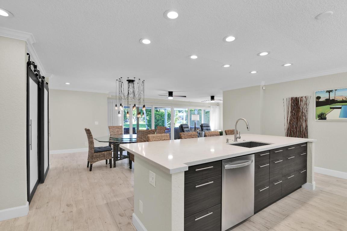 COCO WOOD LAKES SEC 1 - Residential