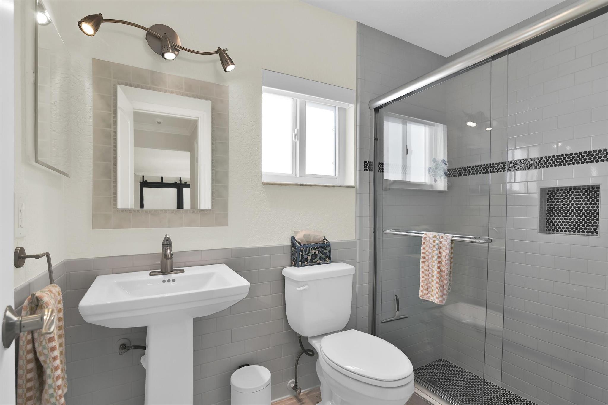 COCO WOOD LAKES SEC 1 - Residential