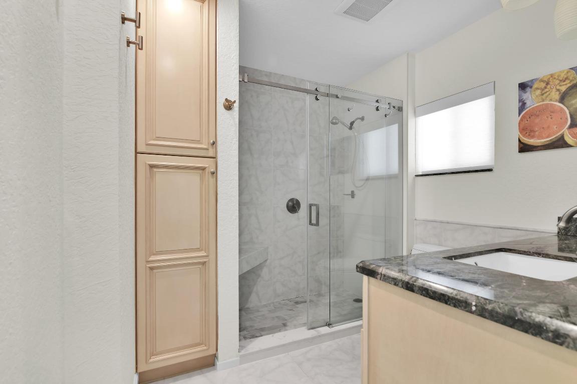 COCO WOOD LAKES SEC 1 - Residential