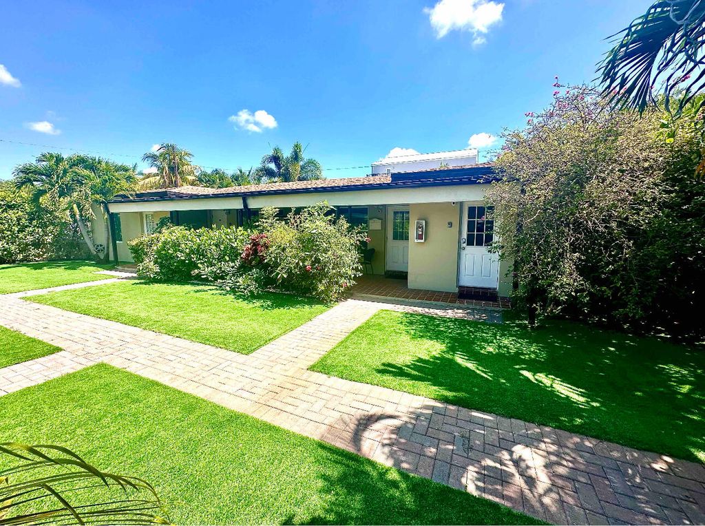 Photo of 630 NE 17th Way, Fort Lauderdale, FL 33304 (MLS # B26028113)