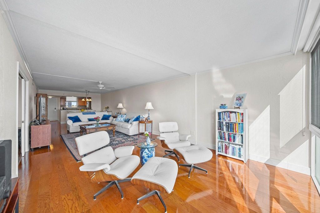 Photo of 3100 NE 49th Street #403, Fort Lauderdale, FL 33308 (MLS # F10514661)