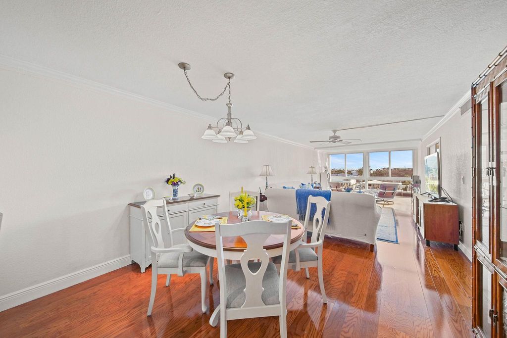 Photo of 3100 NE 49th Street #403, Fort Lauderdale, FL 33308 (MLS # F10514661)