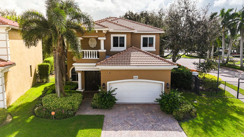 Photo of 4020 Key Lime Boulevard, Boynton Beach, FL 33436 (MLS # R11031554)