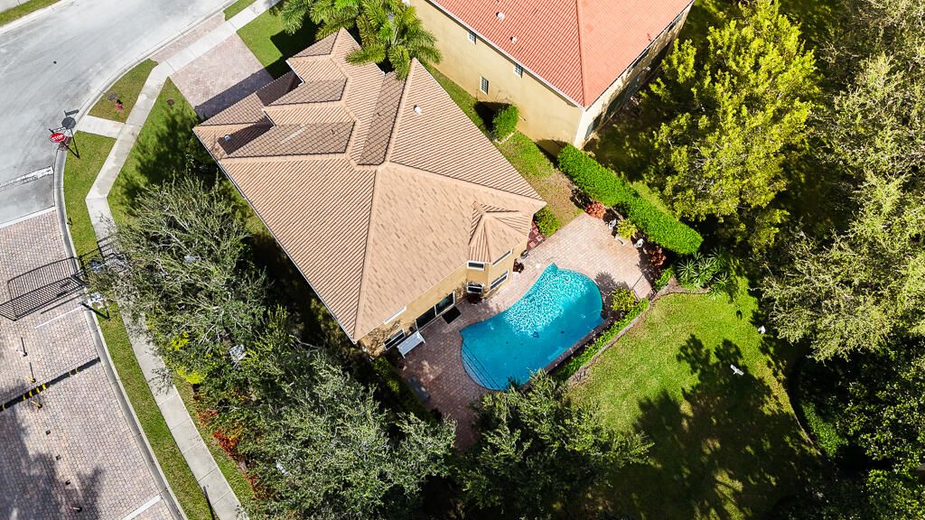 Photo of 4020 Key Lime Boulevard, Boynton Beach, FL 33436 (MLS # R11031554)