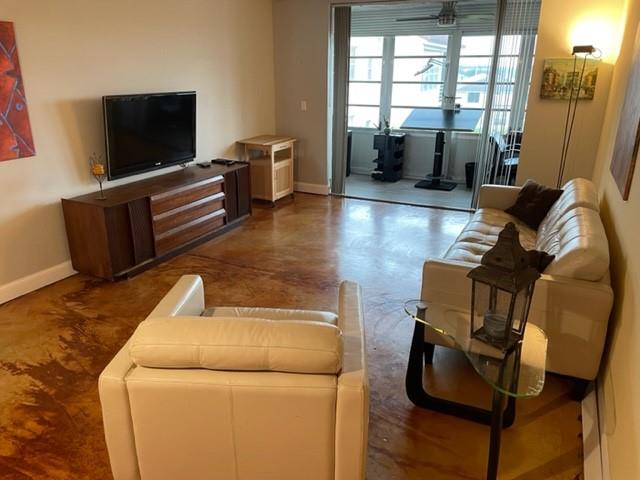 SOMERSET - Residential