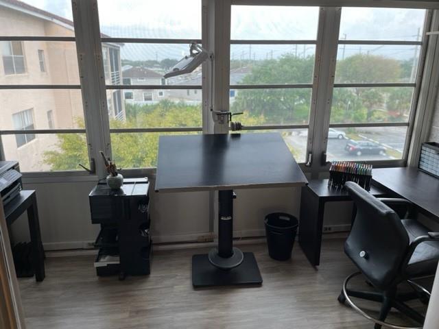 SOMERSET - Residential