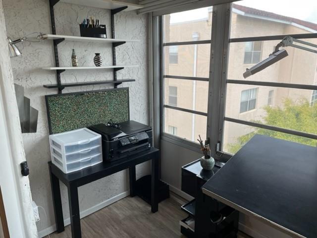 SOMERSET - Residential