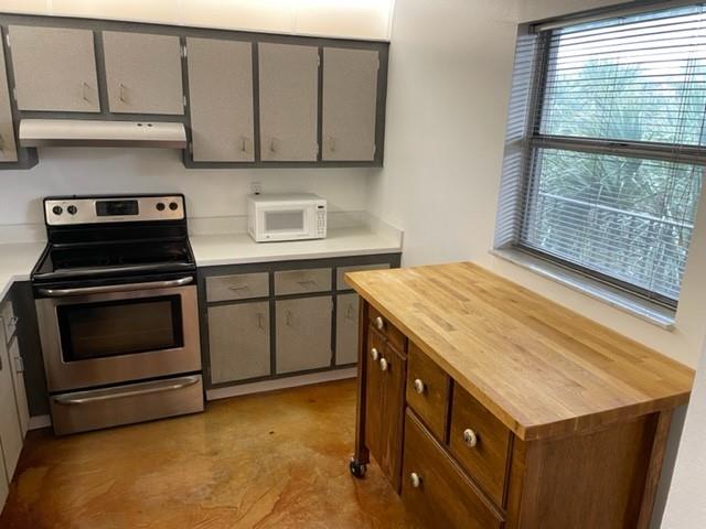 SOMERSET - Residential