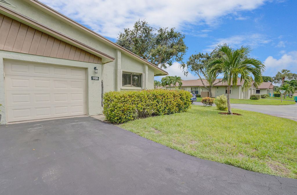 Photo of 1737 Palmland Drive, Boynton Beach, FL 33436 (MLS # B26007106)