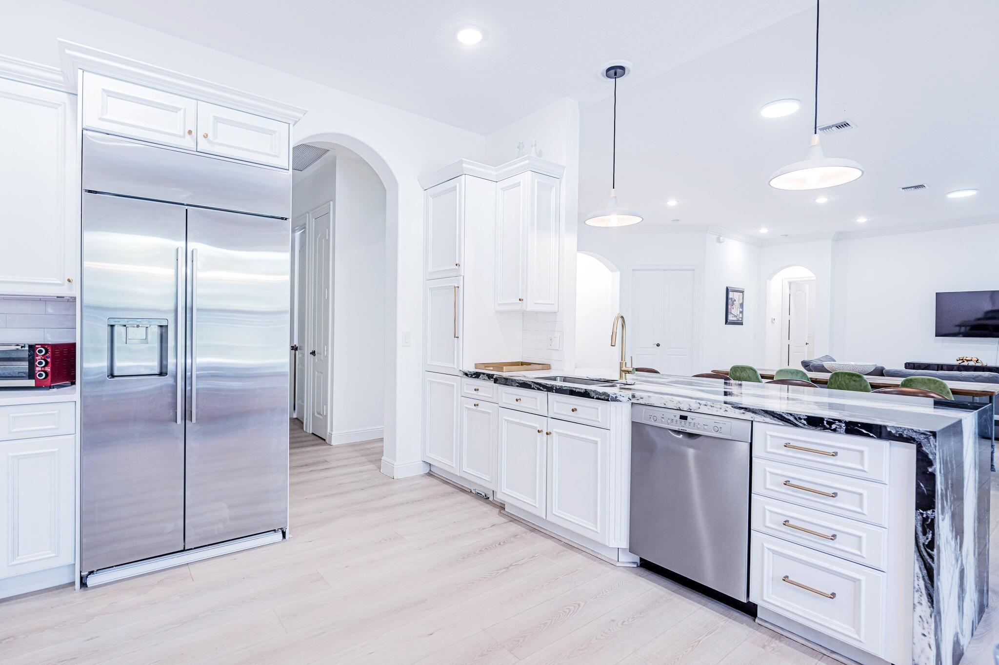 GOLF AND TENNIS VILLAGE P - Residential Lease