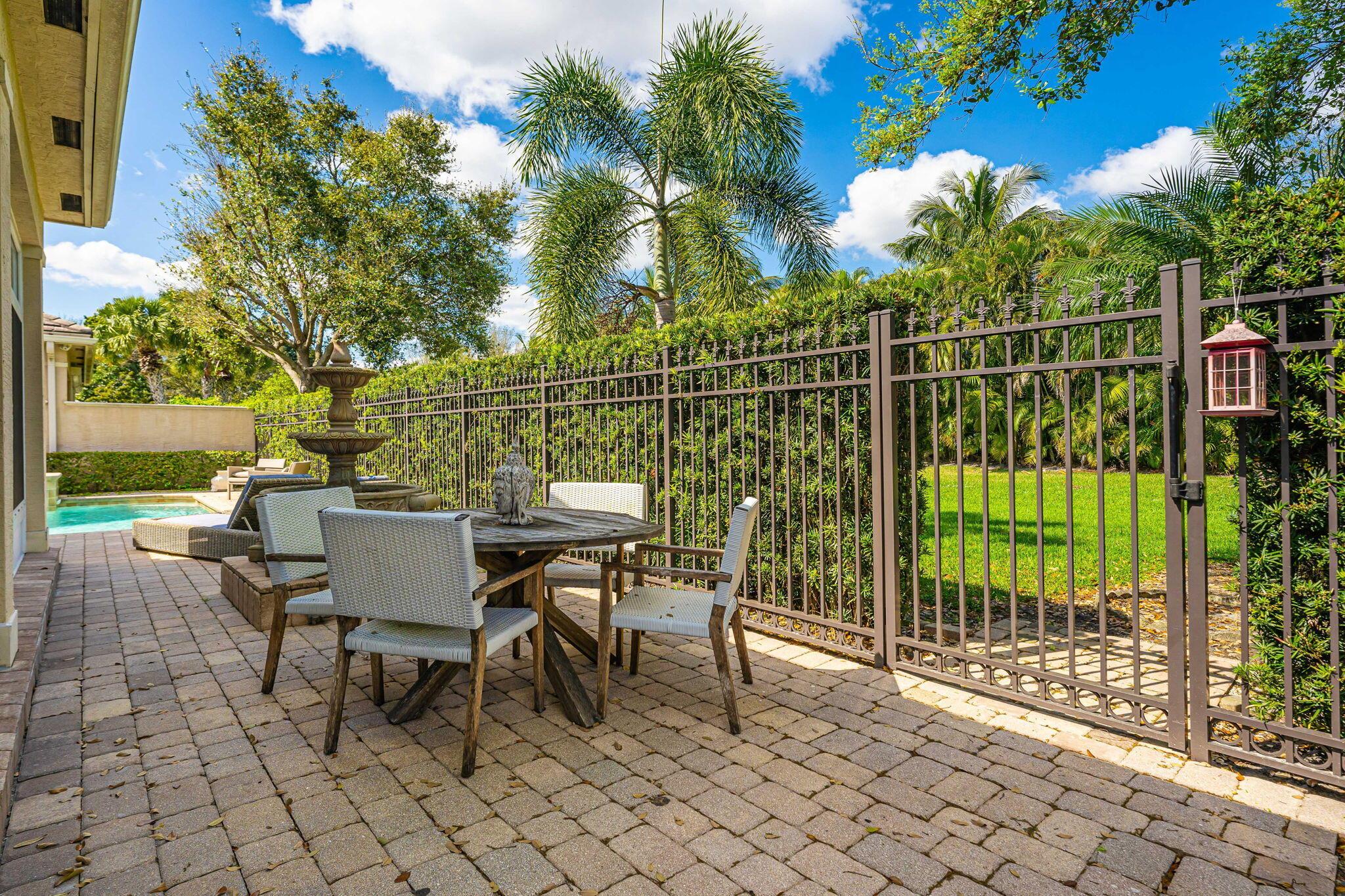 GOLF AND TENNIS VILLAGE P - Residential Lease