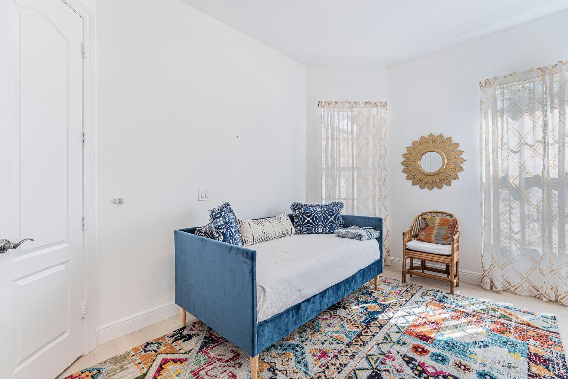 GOLF AND TENNIS VILLAGE PH 3 - Residential Lease