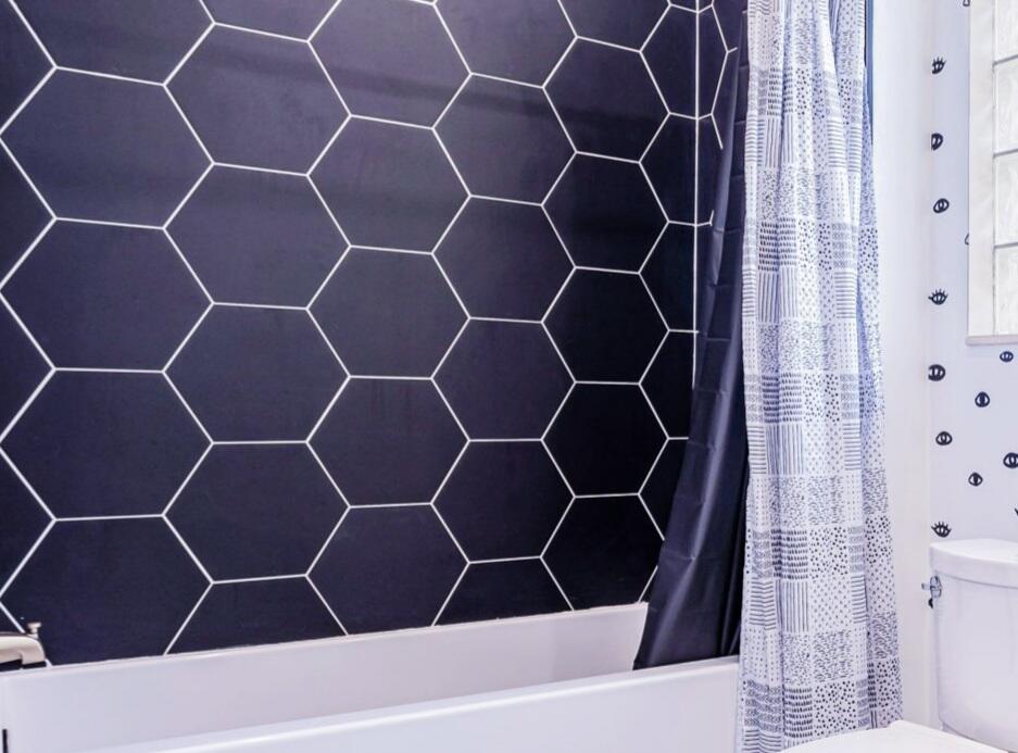 GOLF AND TENNIS VILLAGE PH 3 - Residential Lease