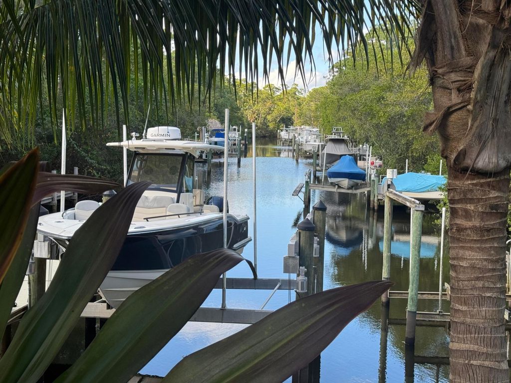 Photo of 8667 SE Antigua Way, Jupiter, FL 33458 (MLS # B26022490)
