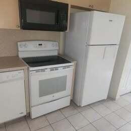 3730 N Jog Road 202, West Palm Beach, FL, 33411/$2,050 3 3730 N Jog Road 202