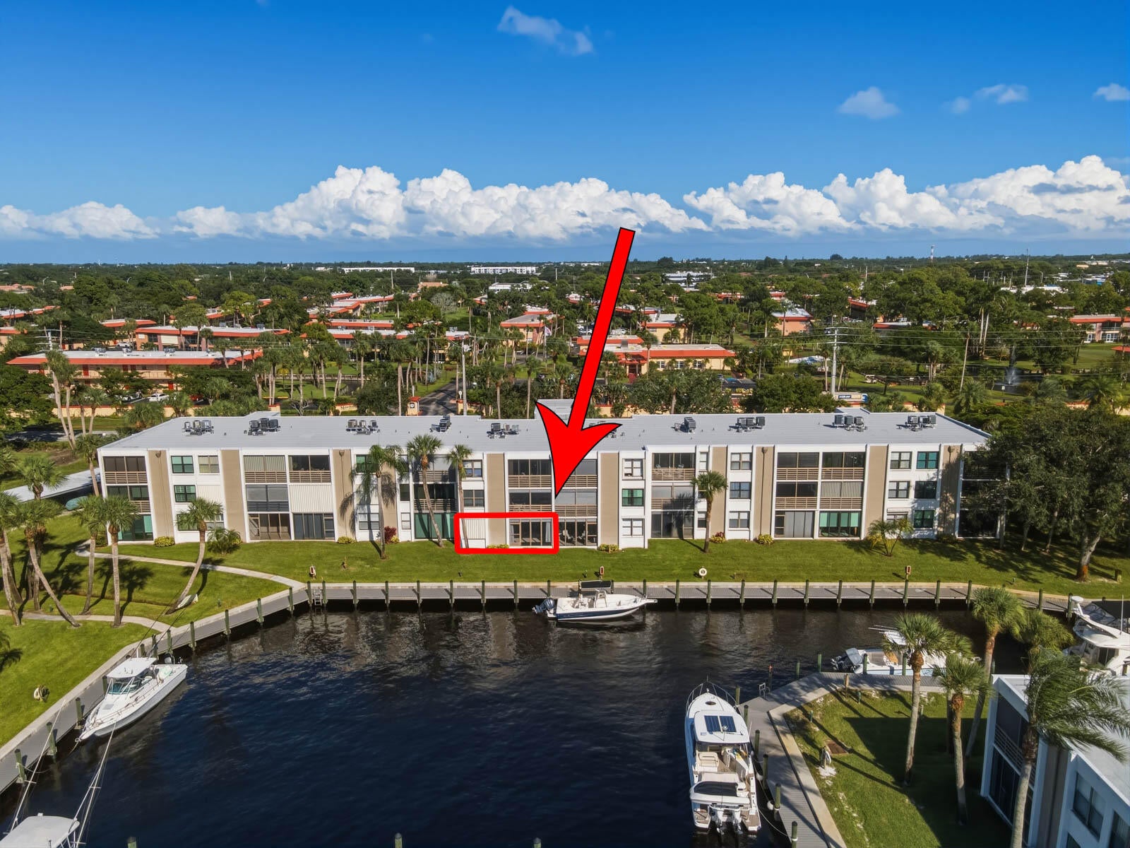 1950 SW PALM CITY Road 5-106