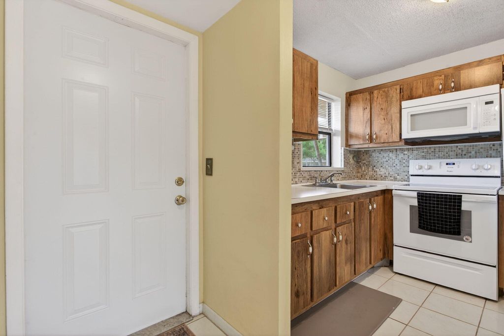 Photo of 10444 NW 30th Court #105, Sunrise, FL 33322 (MLS # B26030657)