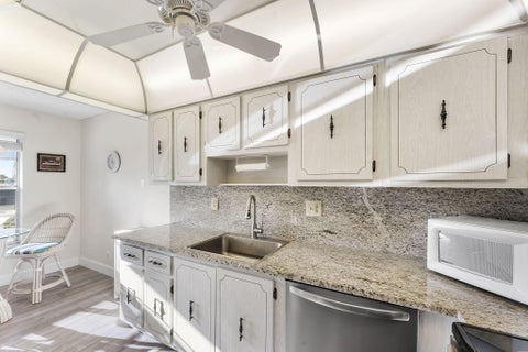 Tiny photo for 1050 Citrus Way #202, Delray Beach, FL 33445 (MLS # B26088078)