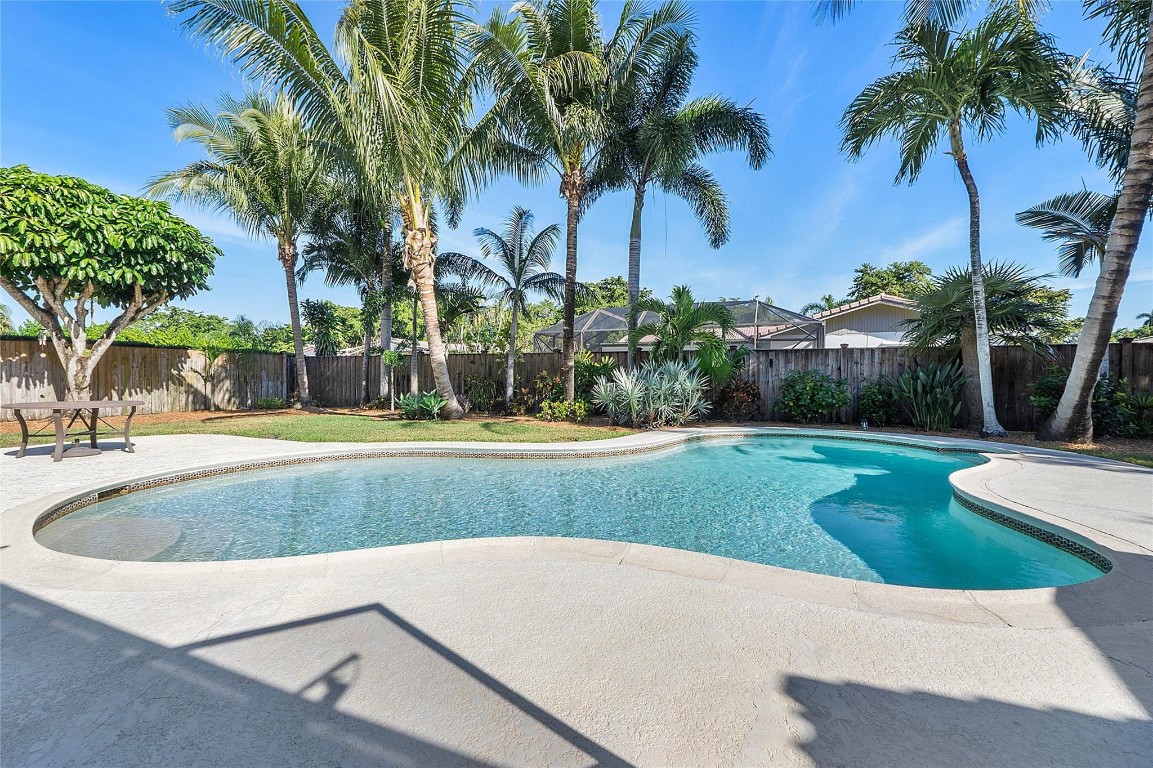 Royal Palm Estates Sec 2 - Residential