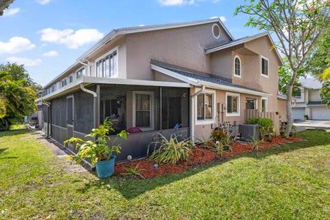 Tiny photo for 2030 Discovery Circle E, Deerfield Beach, FL 33442 (MLS # B26025803)