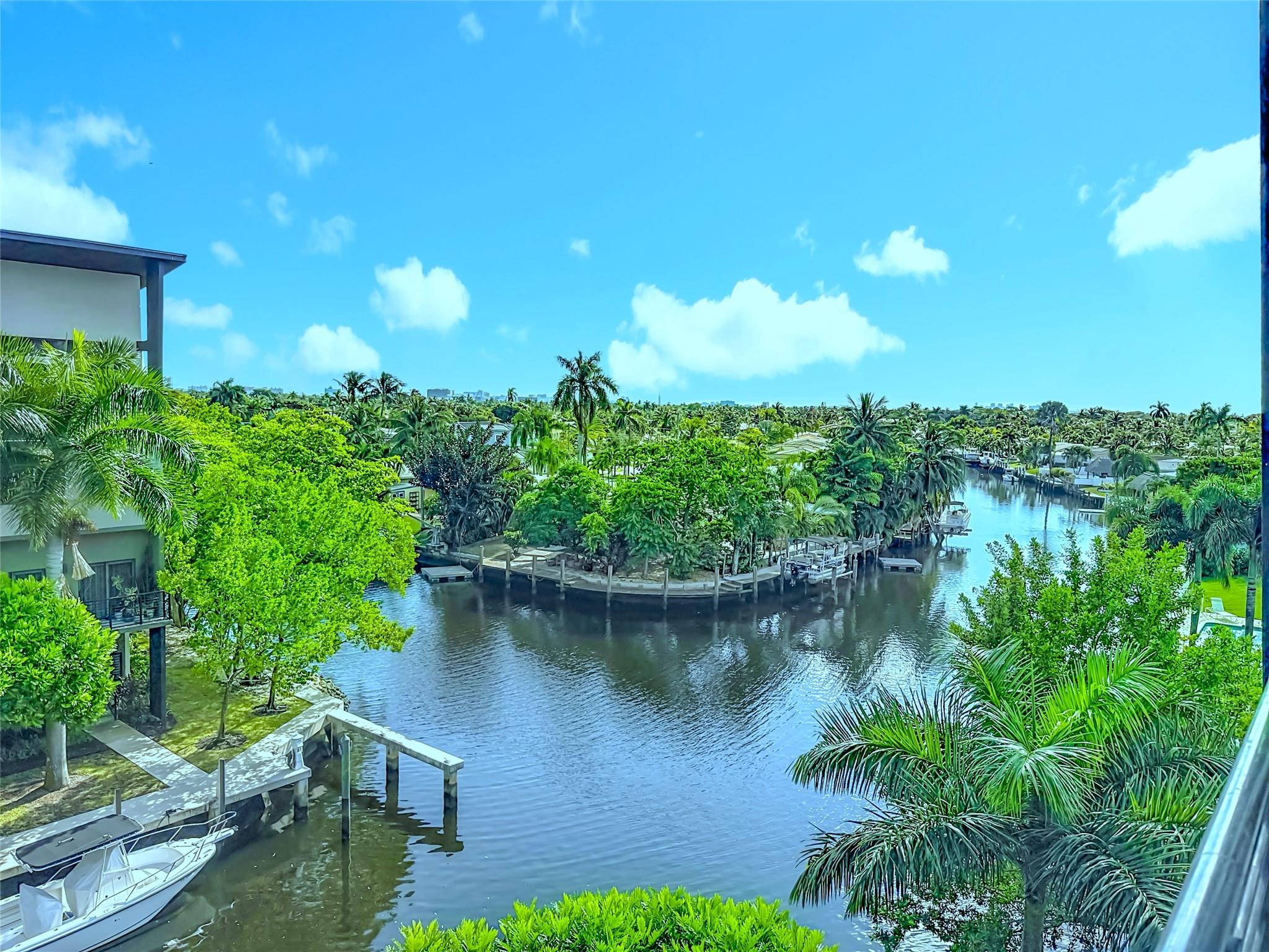 KOI RESIDENCES - Residential