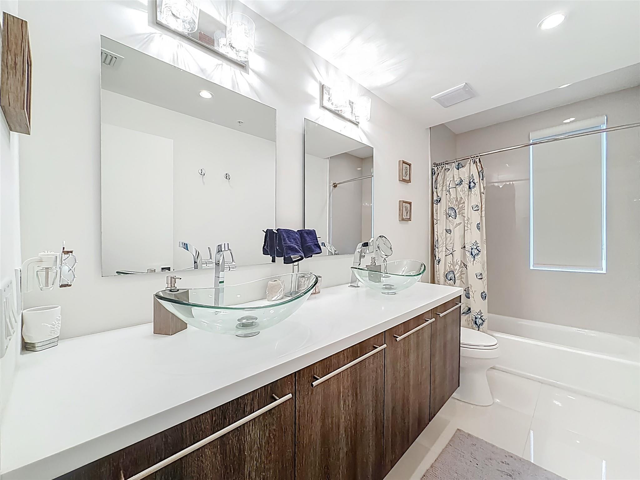 KOI RESIDENCES - Residential