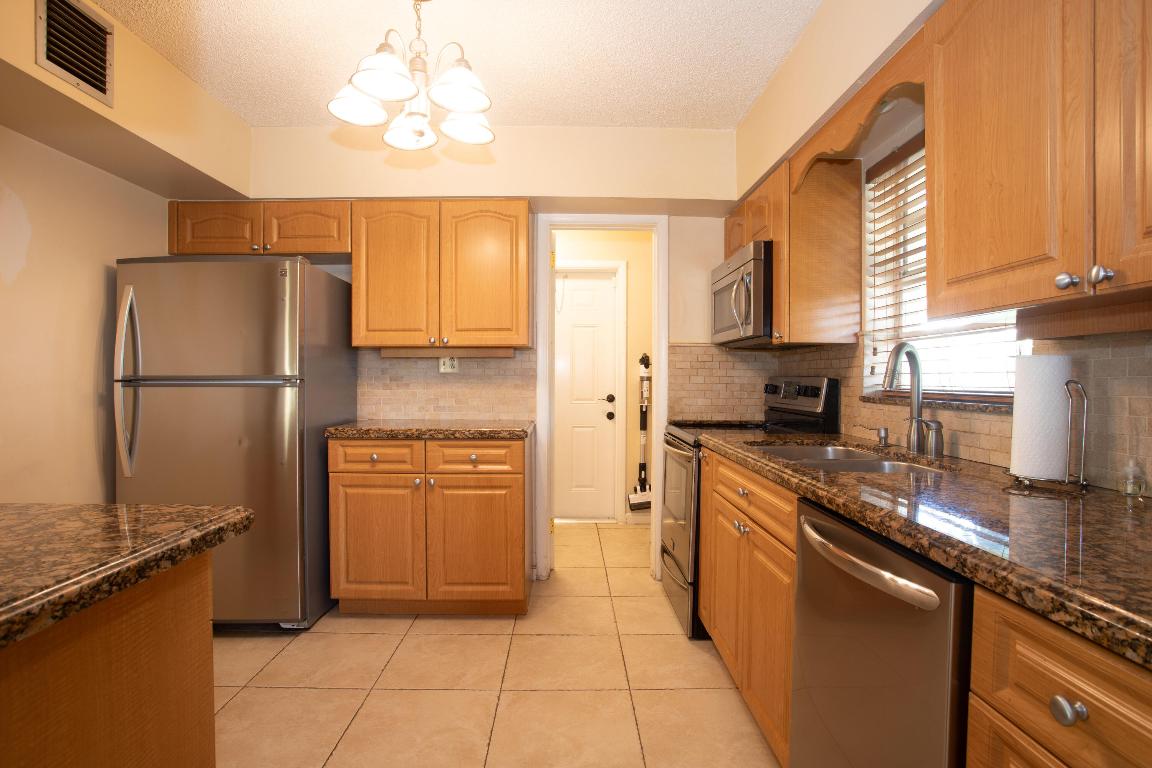 ALHAMBRA PARK - Residential