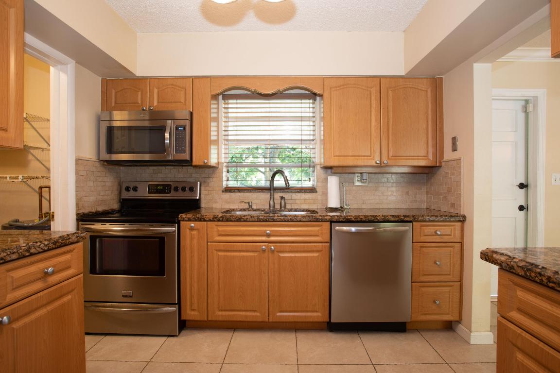 ALHAMBRA PARK - Residential