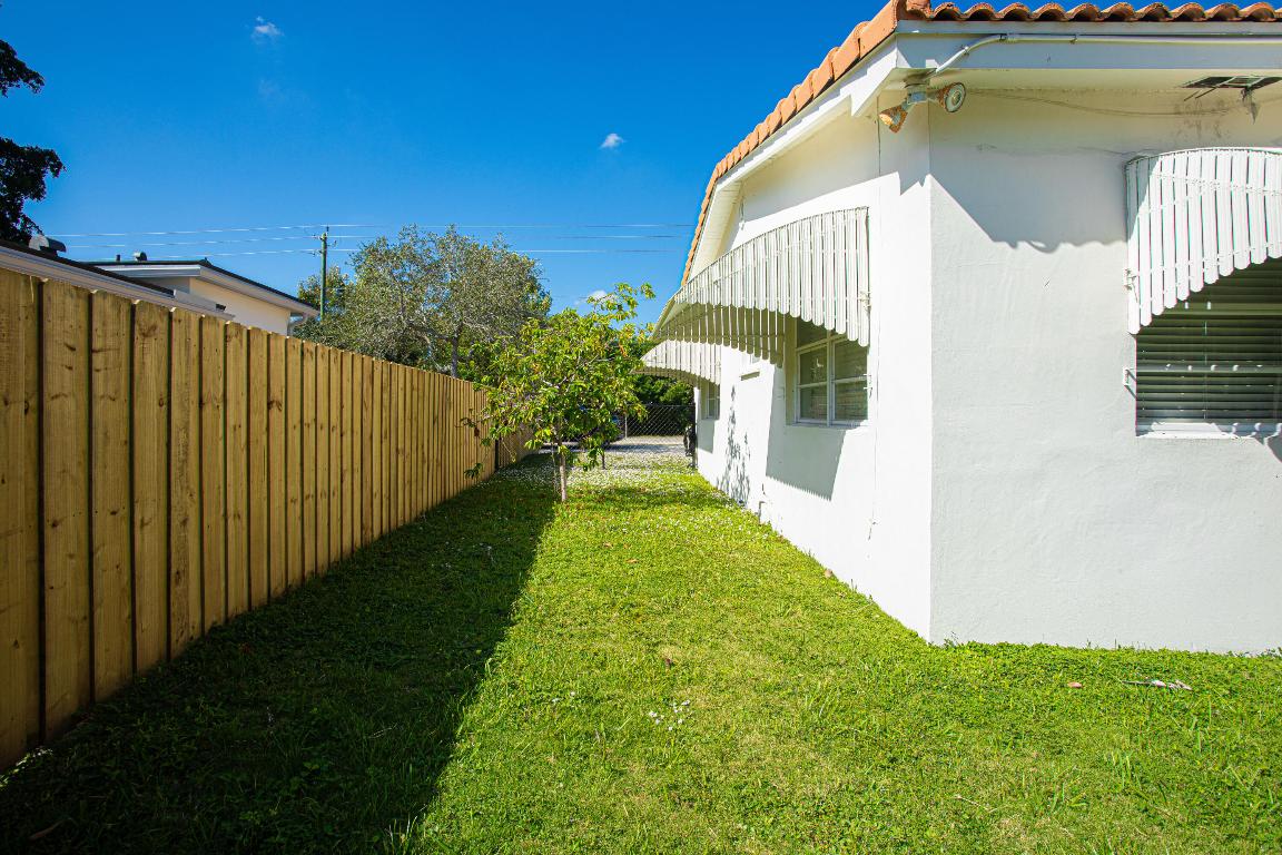 ALHAMBRA PARK - Residential