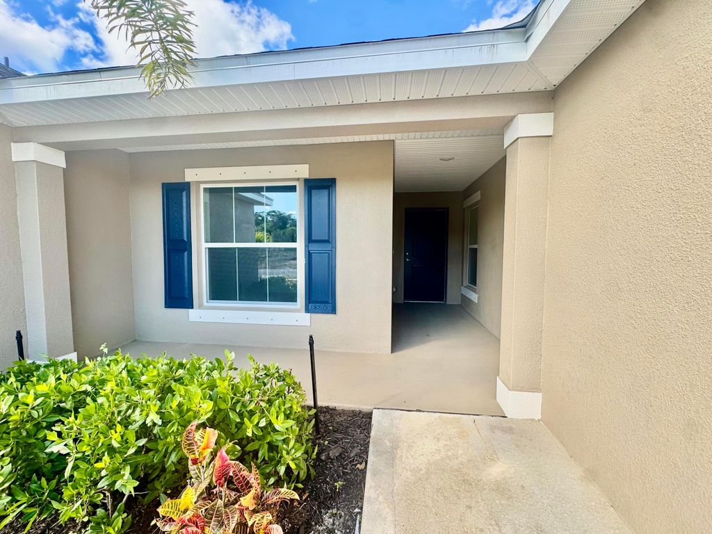 Photo of 8634 Giovanni Avenue, Fort Pierce, FL 34951 (MLS # R11147157)