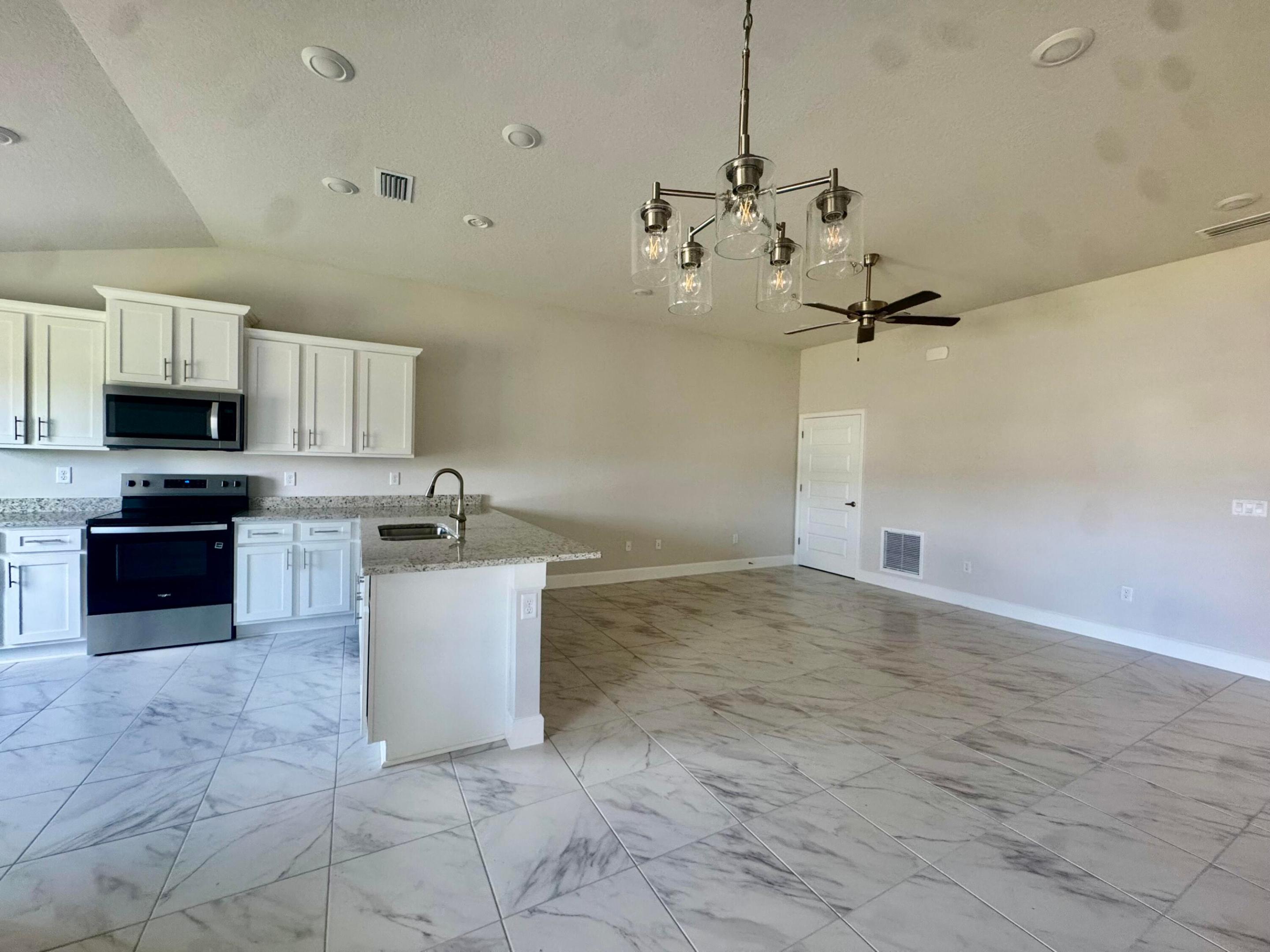 WATERSTONE PHASE FOUR - Residential