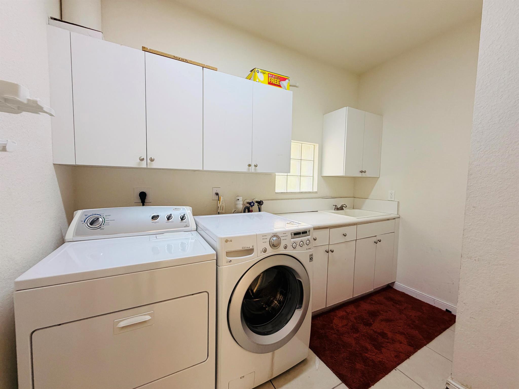 RENAISSANCE SEC 8 - Residential Lease