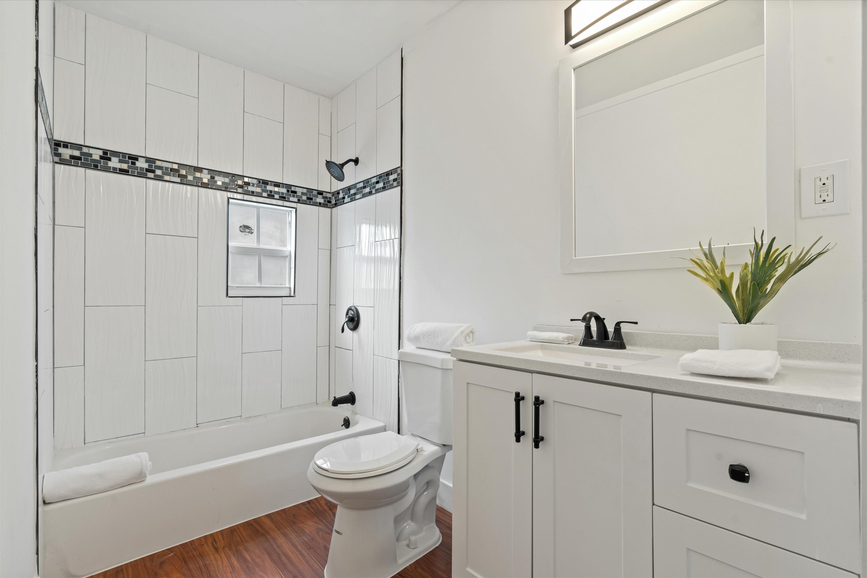 LAKE WORTH TOWN OF - Residential