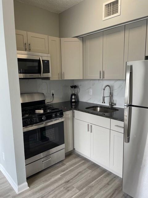 Windsor Plaza - Residential