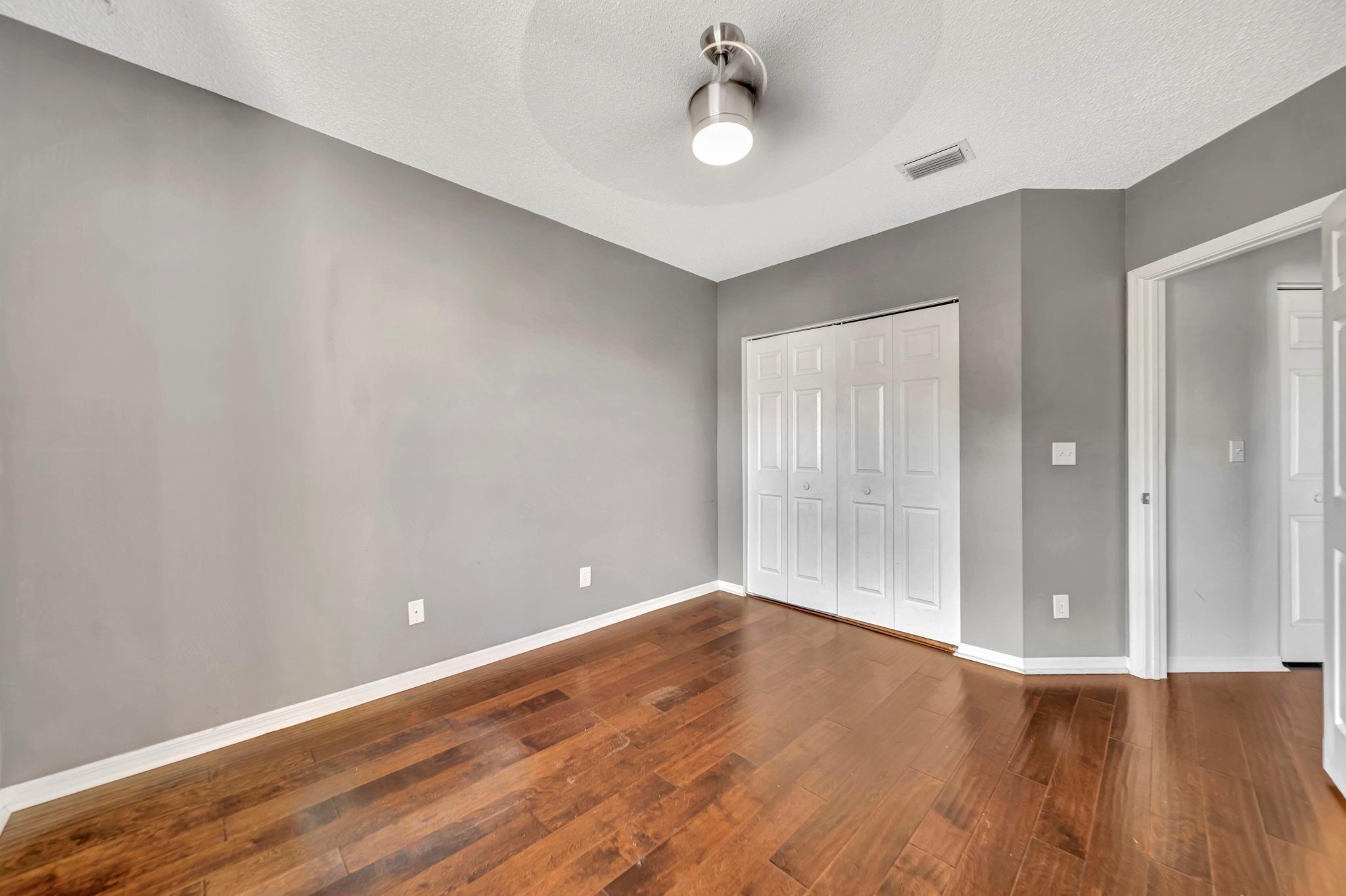 COUNTRY CLUB VILLAGE - Residential