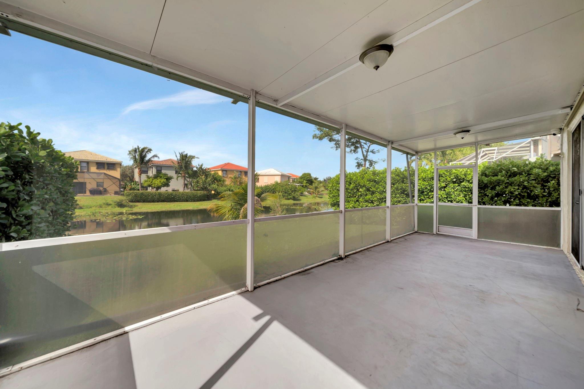 COUNTRY CLUB VILLAGE - Residential