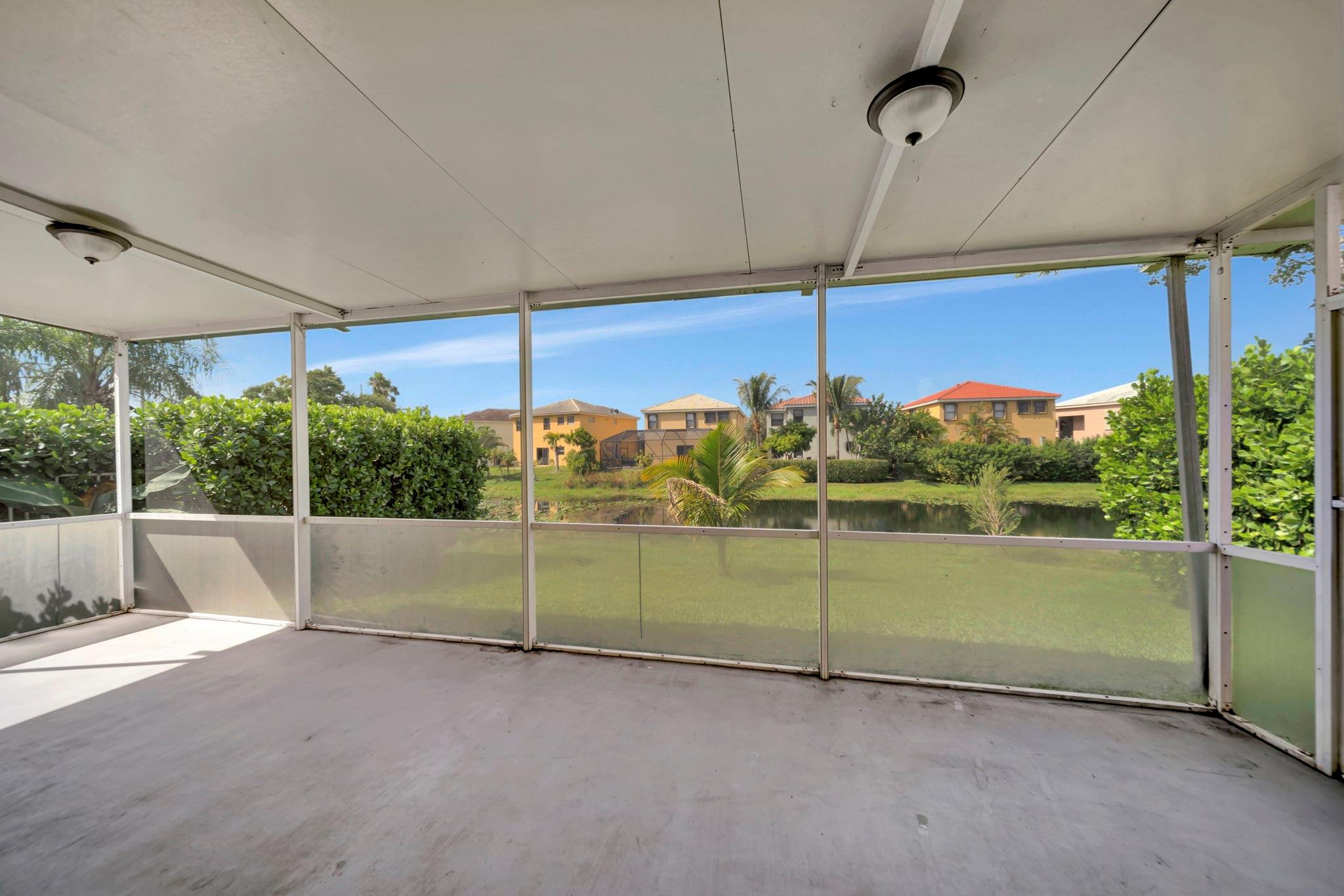 COUNTRY CLUB VILLAGE - Residential