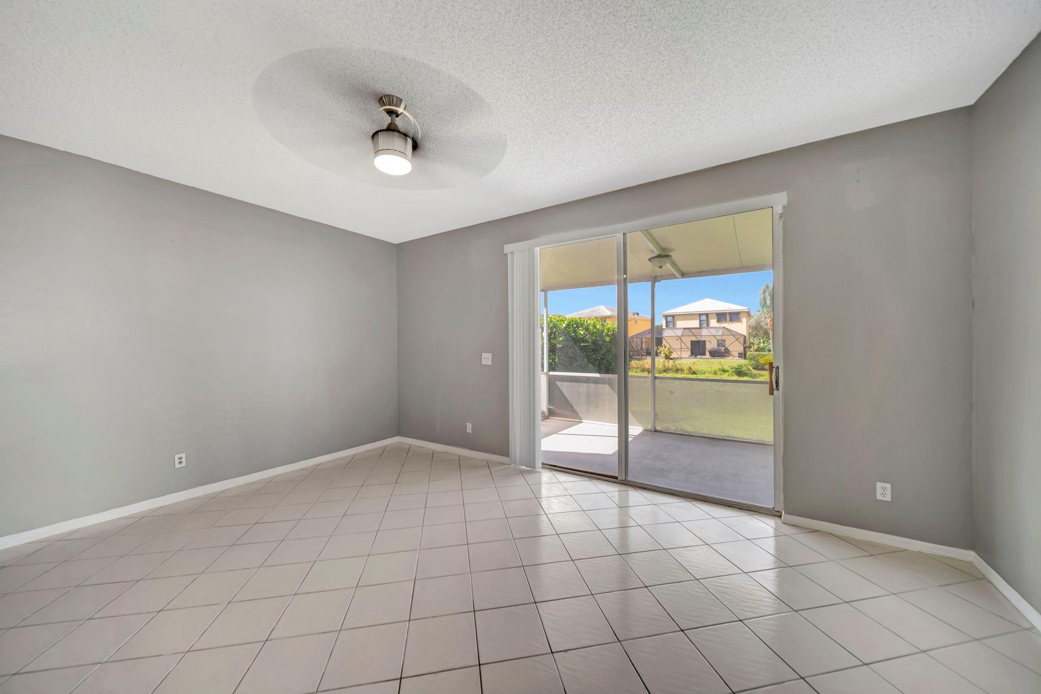 COUNTRY CLUB VILLAGE - Residential