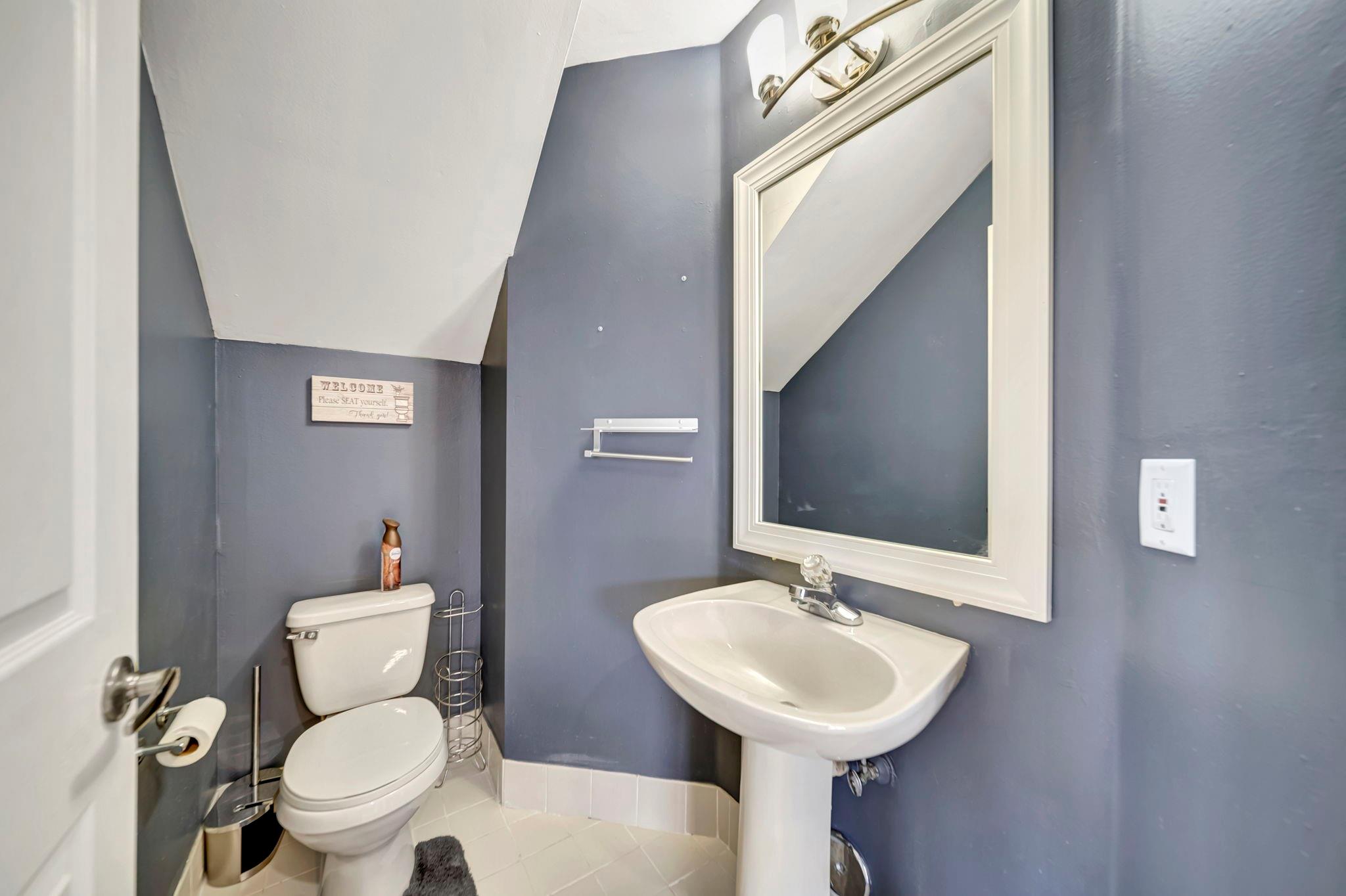 COUNTRY CLUB VILLAGE - Residential