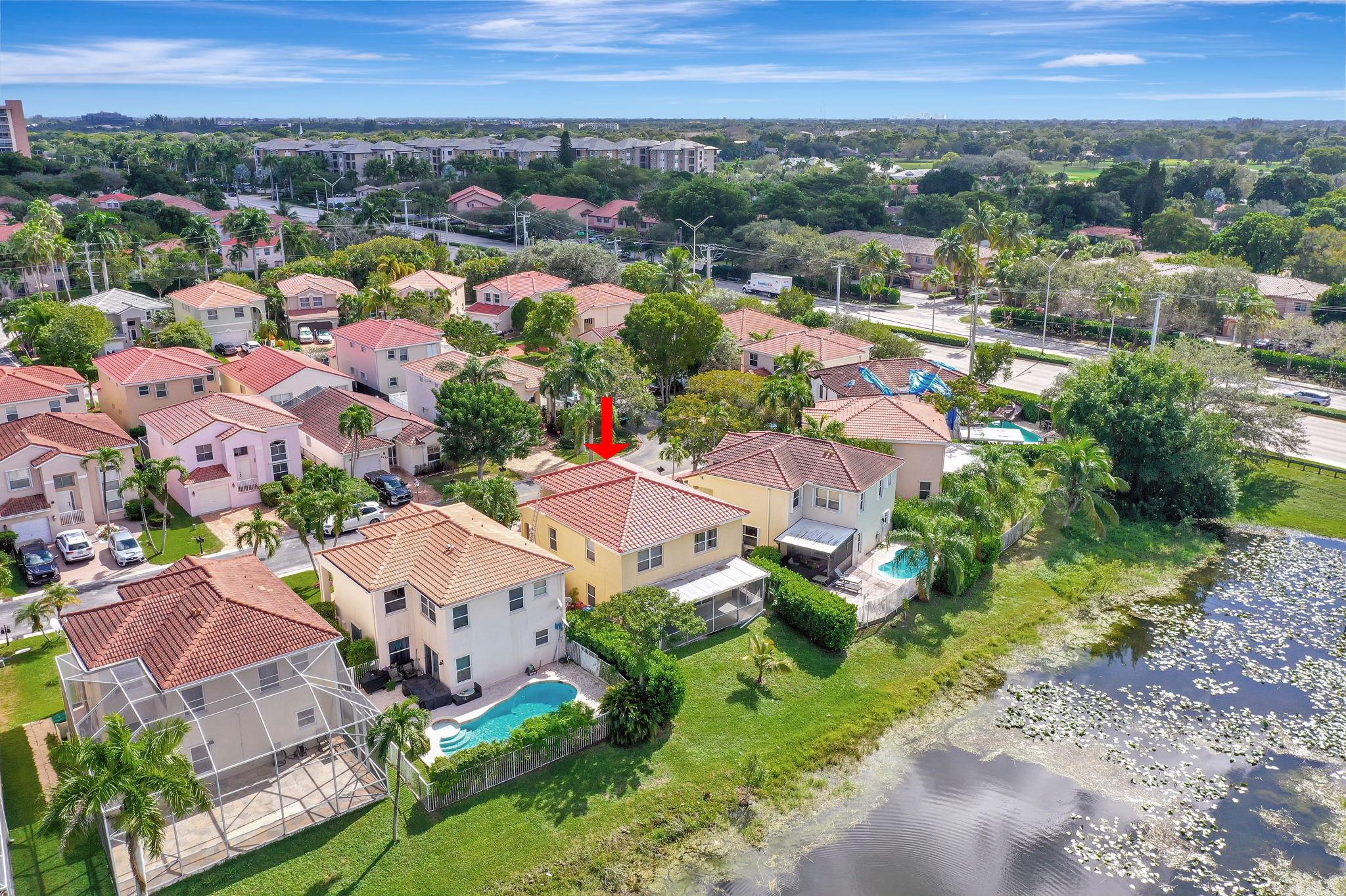 COUNTRY CLUB VILLAGE - Residential