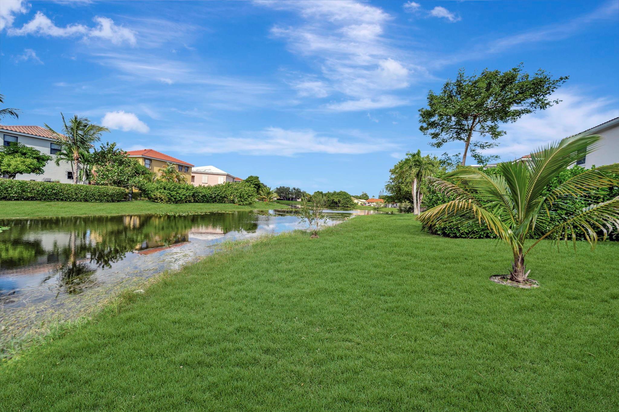 COUNTRY CLUB VILLAGE - Residential