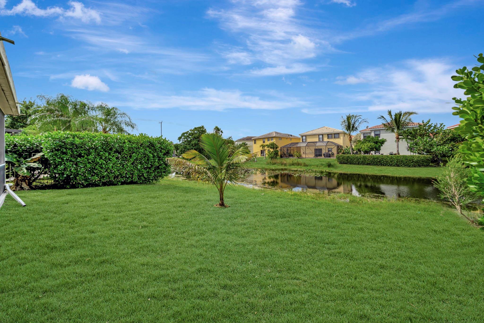 COUNTRY CLUB VILLAGE - Residential