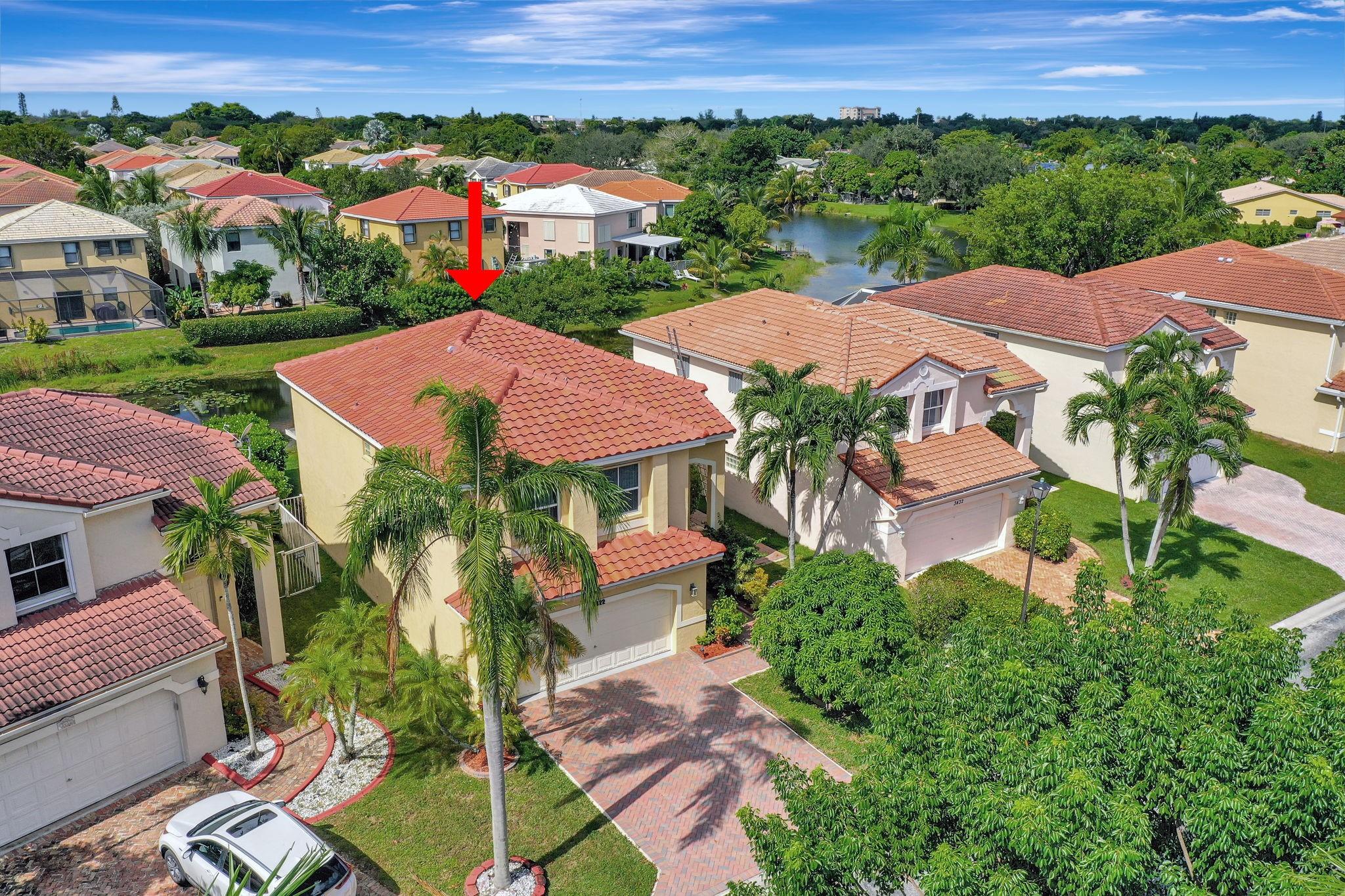 COUNTRY CLUB VILLAGE - Residential