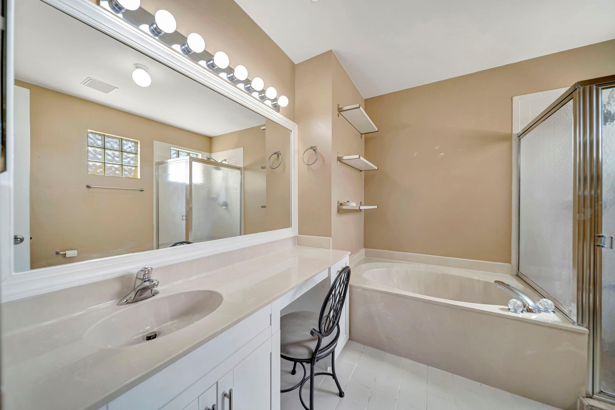 COUNTRY CLUB VILLAGE - Residential