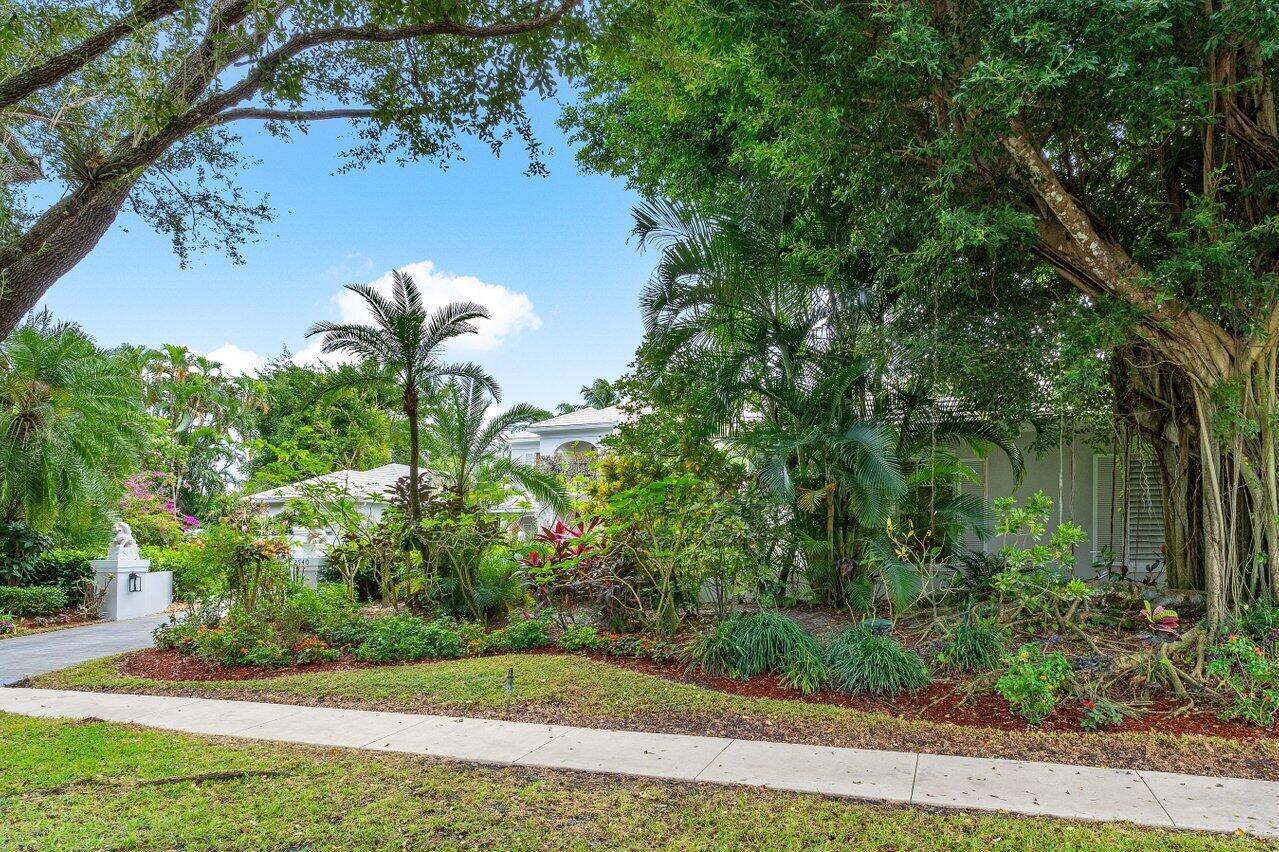 2540 Fairway Island Drive