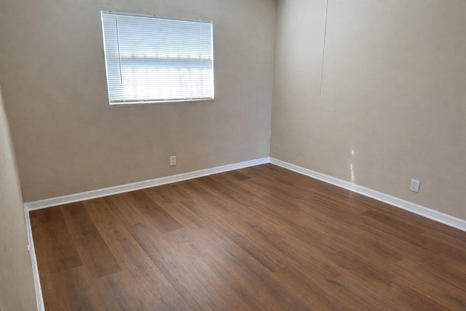 WASHINGTON PARK FOURTH ADD - Residential Income