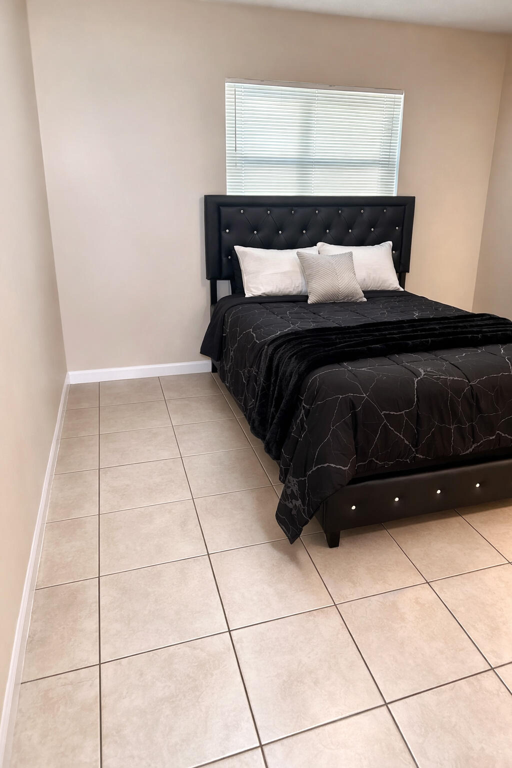 WASHINGTON PARK FOURTH ADD - Residential Income